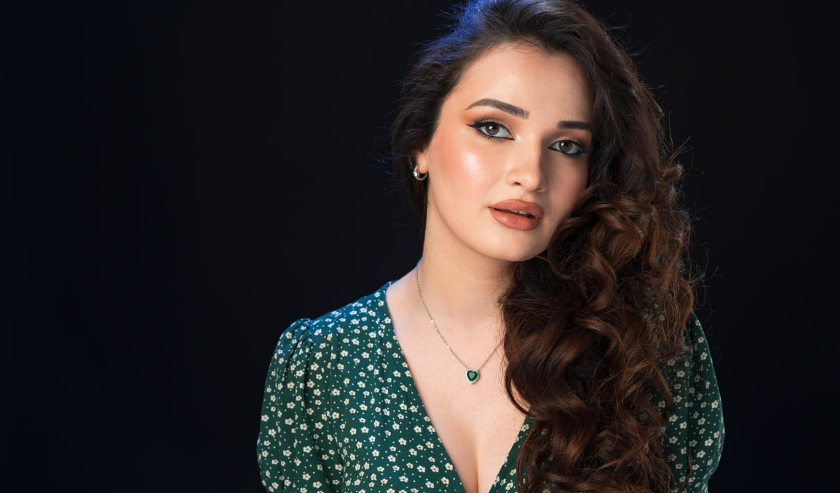 Indian Shemale Dating